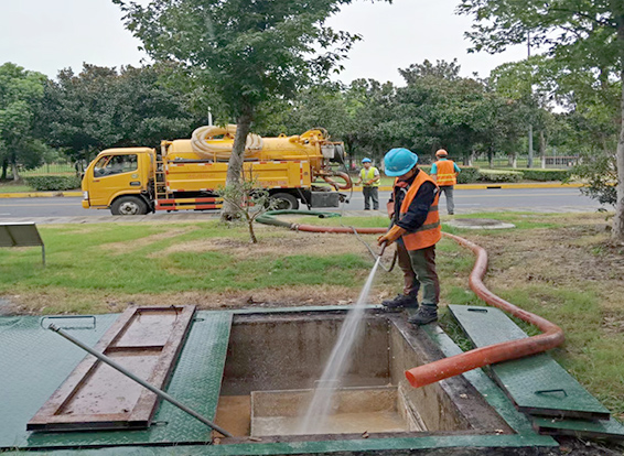 色达化油池清理