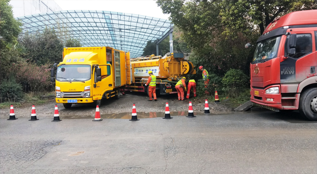 色达成区雨污水管网“四位一体”检测疏通项目